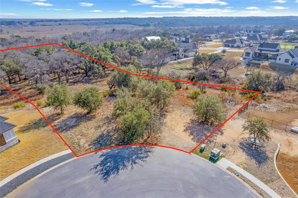 132 Quiet Oak Cove Liberty Hill, TX 78642