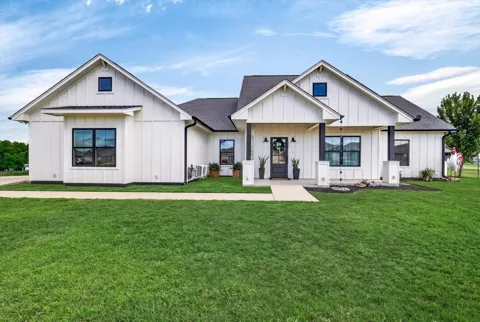 18220 County Road 4001