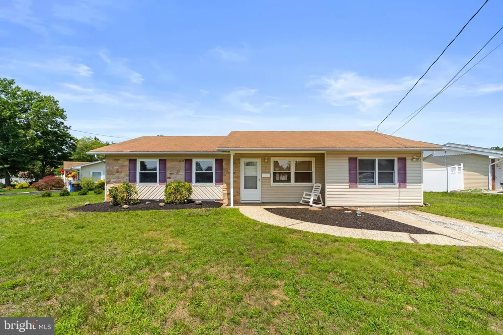 5 FOREST PARK TERRACE Monroe Township, NJ 08831