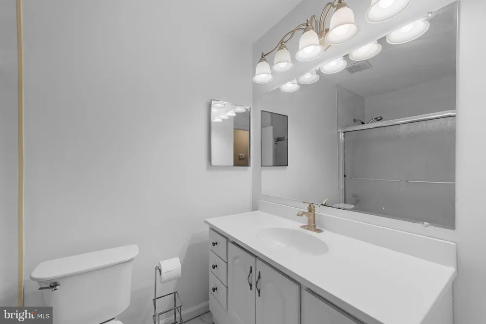 5 FOREST PARK TERRACE Monroe Township, NJ 08831