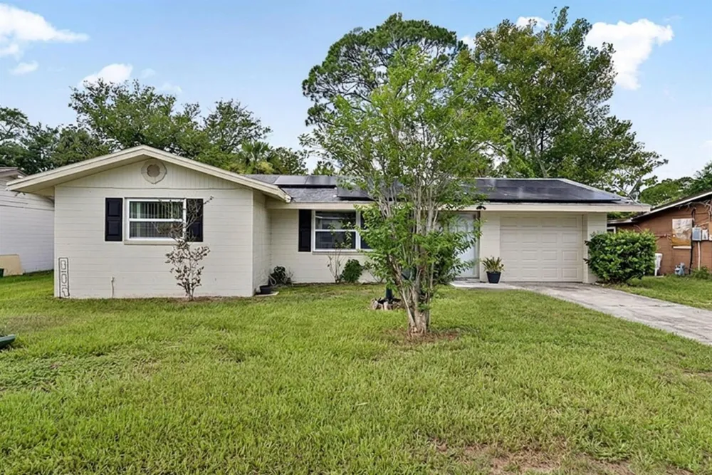 1508 WILDROSE LANE 