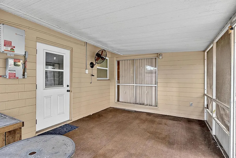 1508 WILDROSE LANE 