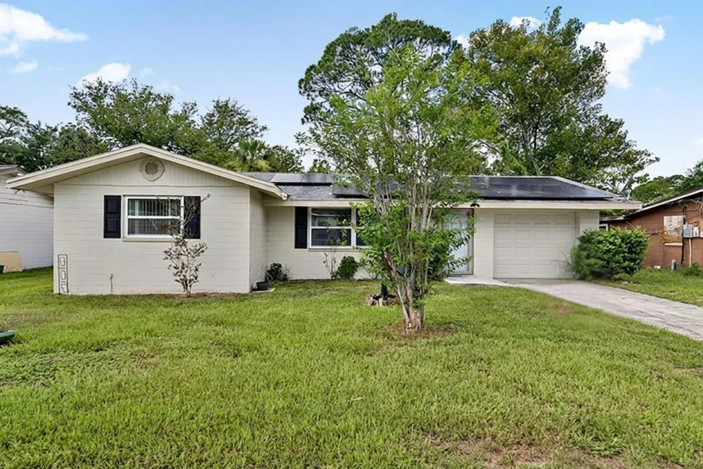 1508 WILDROSE LANE 