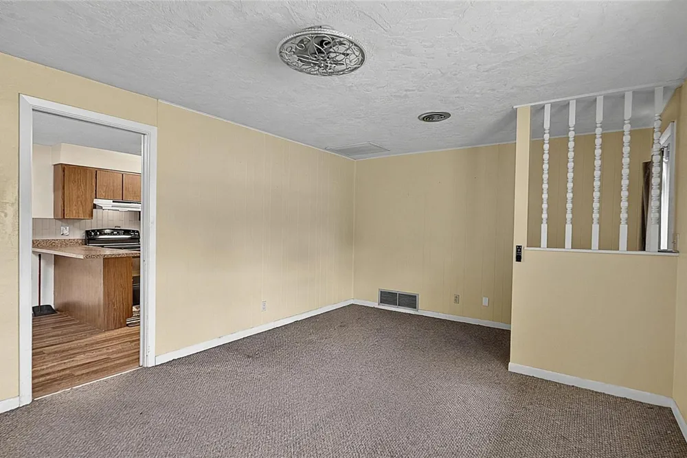 1508 WILDROSE LANE 