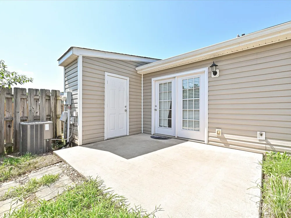 2013 Pin Oak Place Cramerton, NC 28032