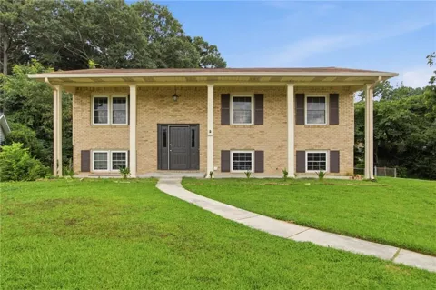 2442 Wakefield Cove