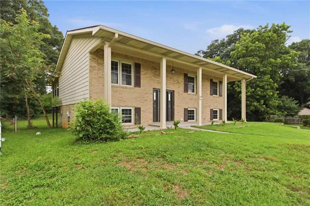 2442 Wakefield Cove Morrow, GA 30260