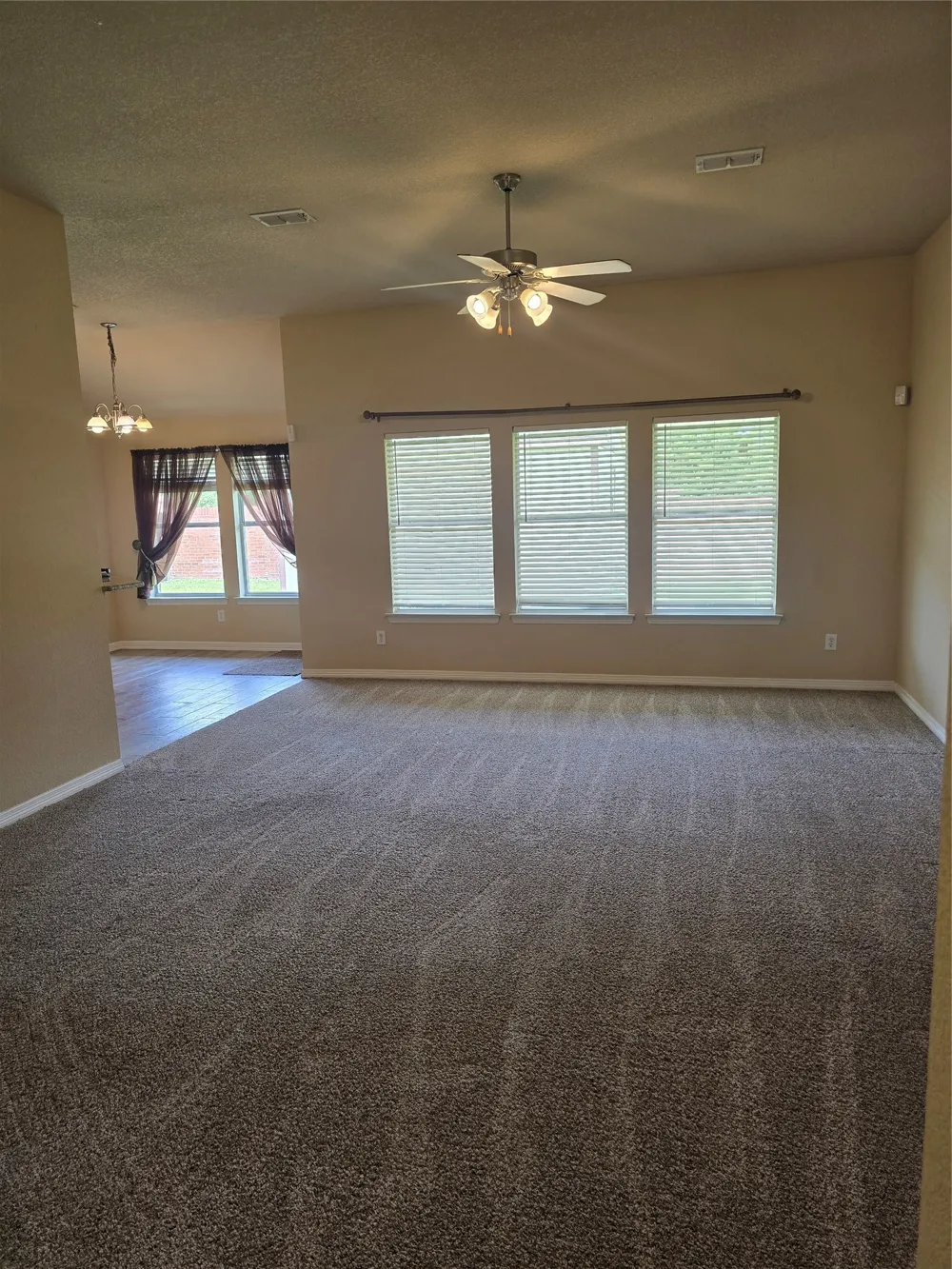 416 Fox Hollow Venus, TX 76084