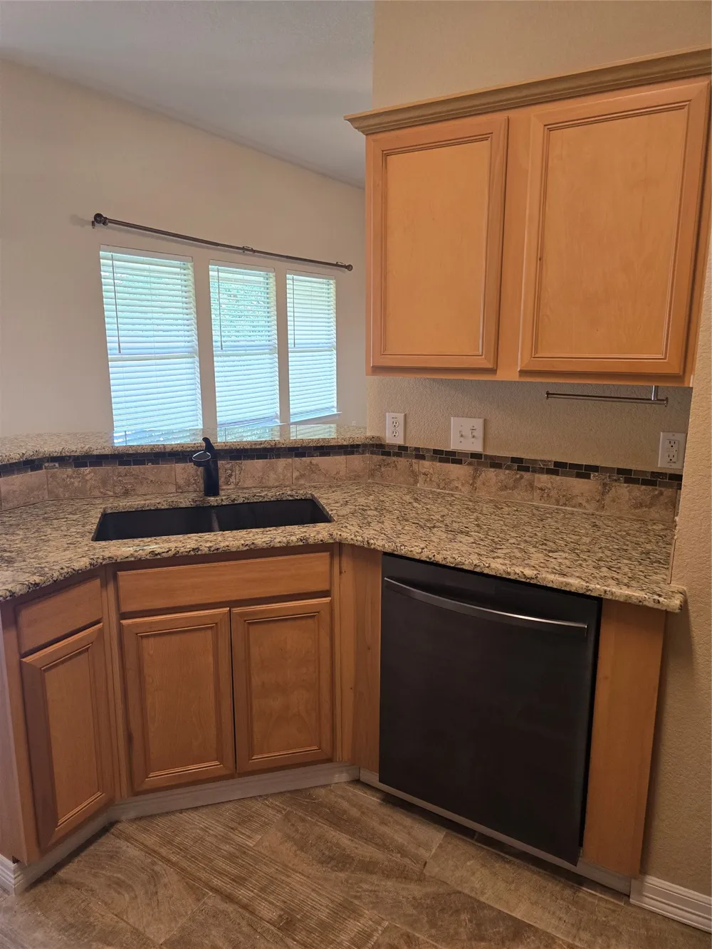 416 Fox Hollow Venus, TX 76084