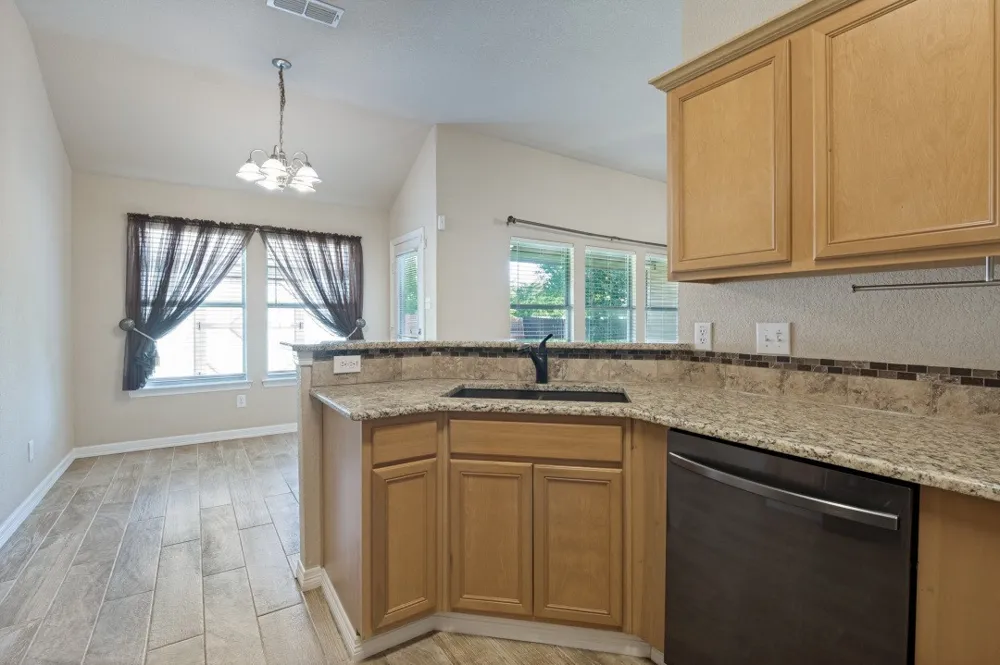 416 Fox Hollow Venus, TX 76084