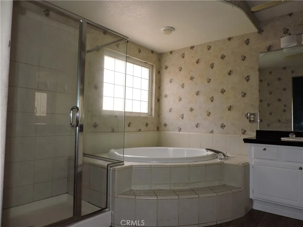 14733 Ladybird Victorville, CA 92394