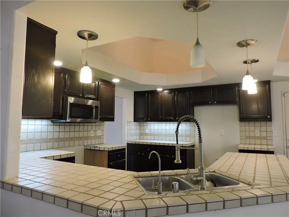 14733 Ladybird Victorville, CA 92394