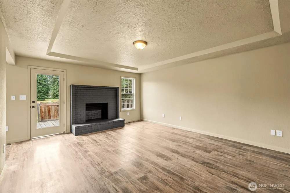 4657 Ohio Street Longview, WA 98632