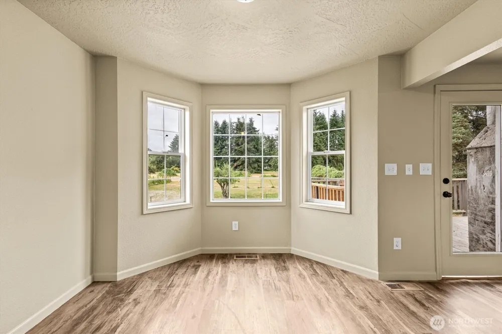 4657 Ohio Street Longview, WA 98632