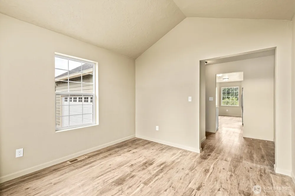 4657 Ohio Street Longview, WA 98632