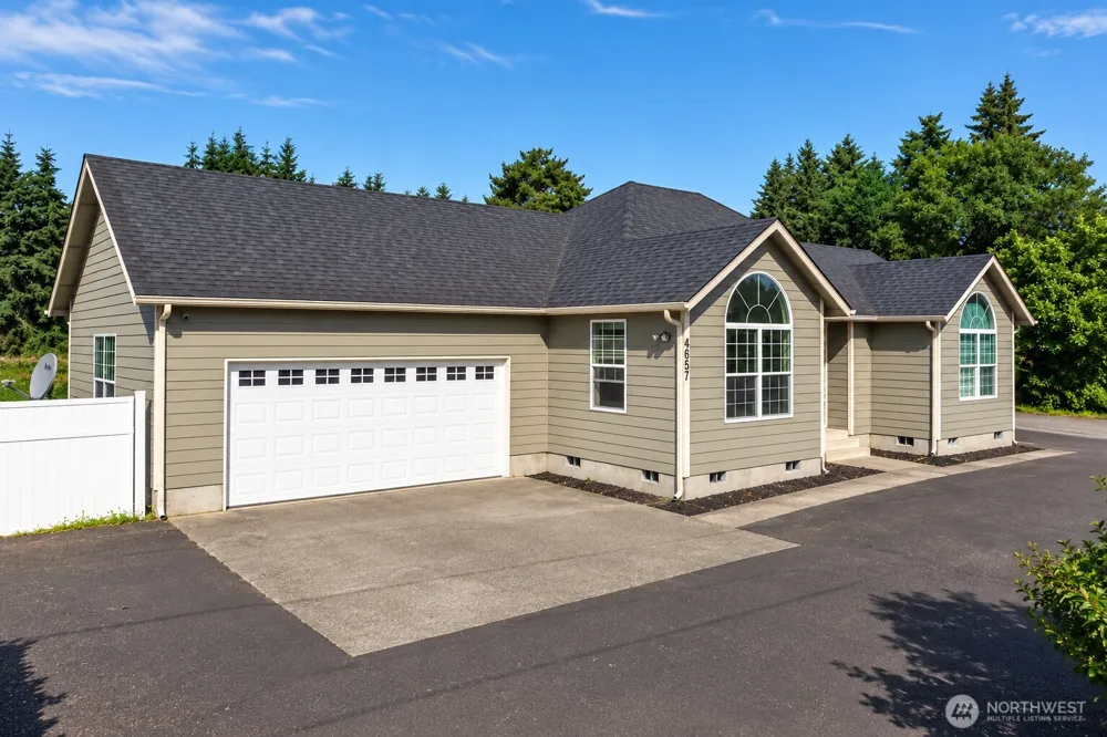 4657 Ohio Street Longview, WA 98632