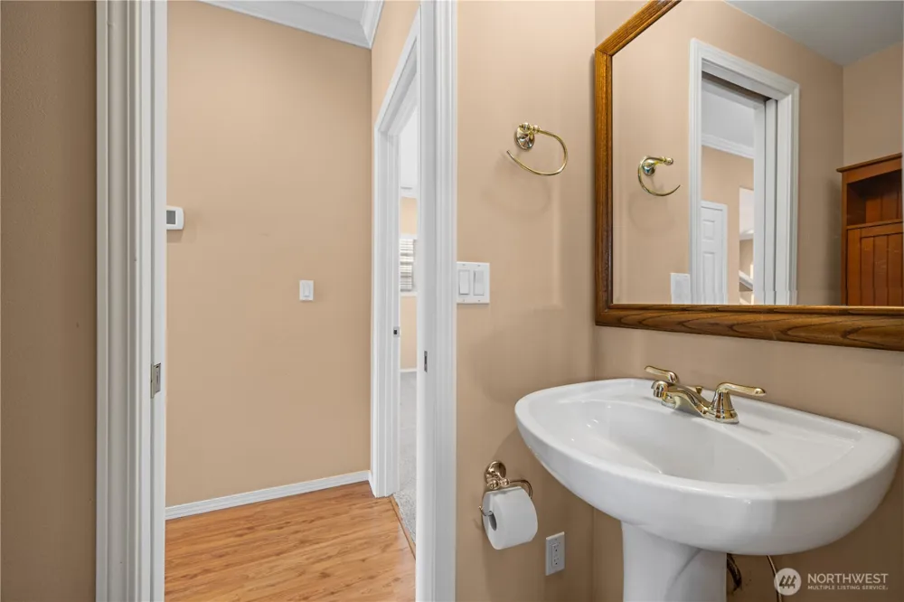 2109 W Terrace Avenue Chelan, WA 98816