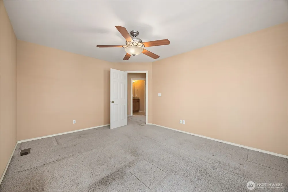 2109 W Terrace Avenue Chelan, WA 98816