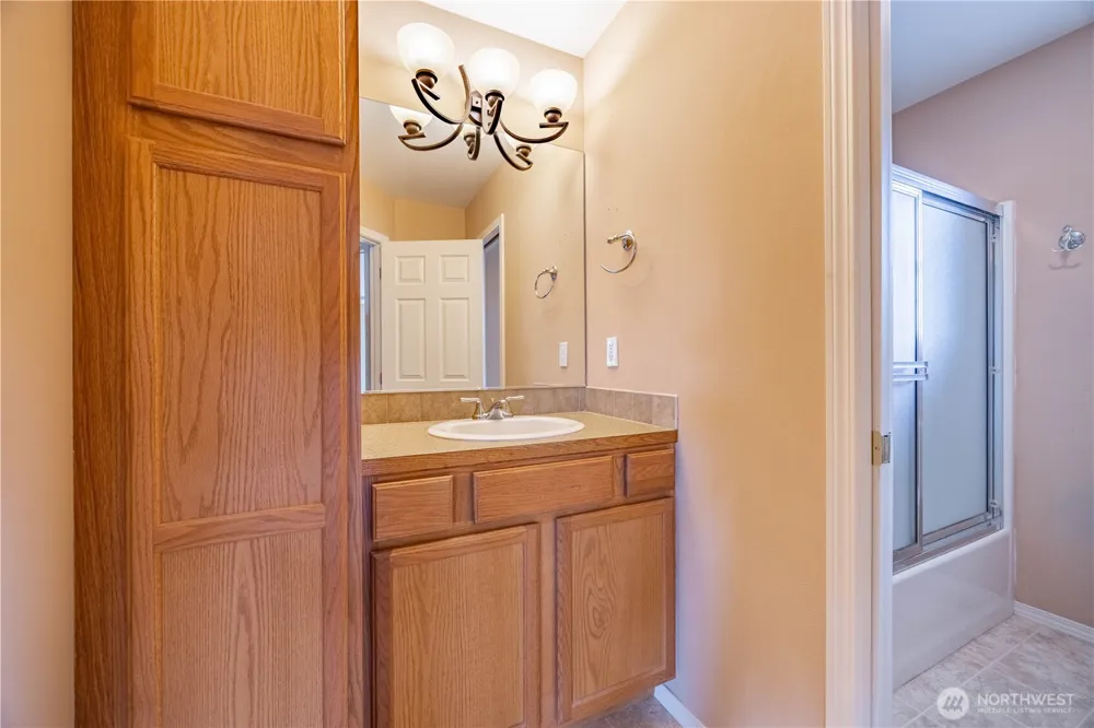 2109 W Terrace Avenue Chelan, WA 98816