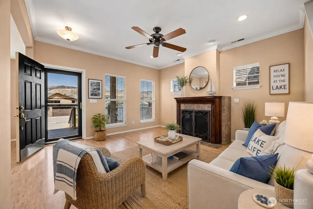 2109 W Terrace Avenue Chelan, WA 98816