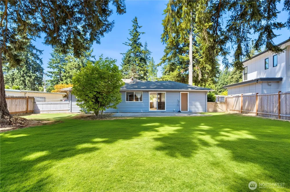 1344 NE 164th Place Bellevue, WA 98008