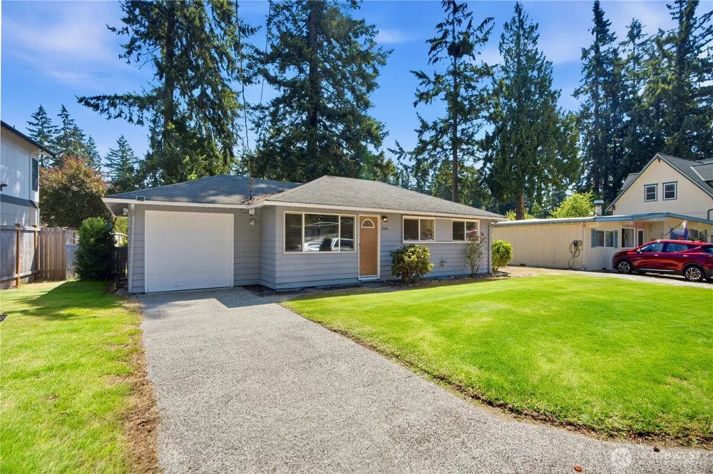 1344 NE 164th Place Bellevue, WA 98008