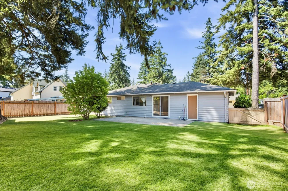 1344 NE 164th Place Bellevue, WA 98008