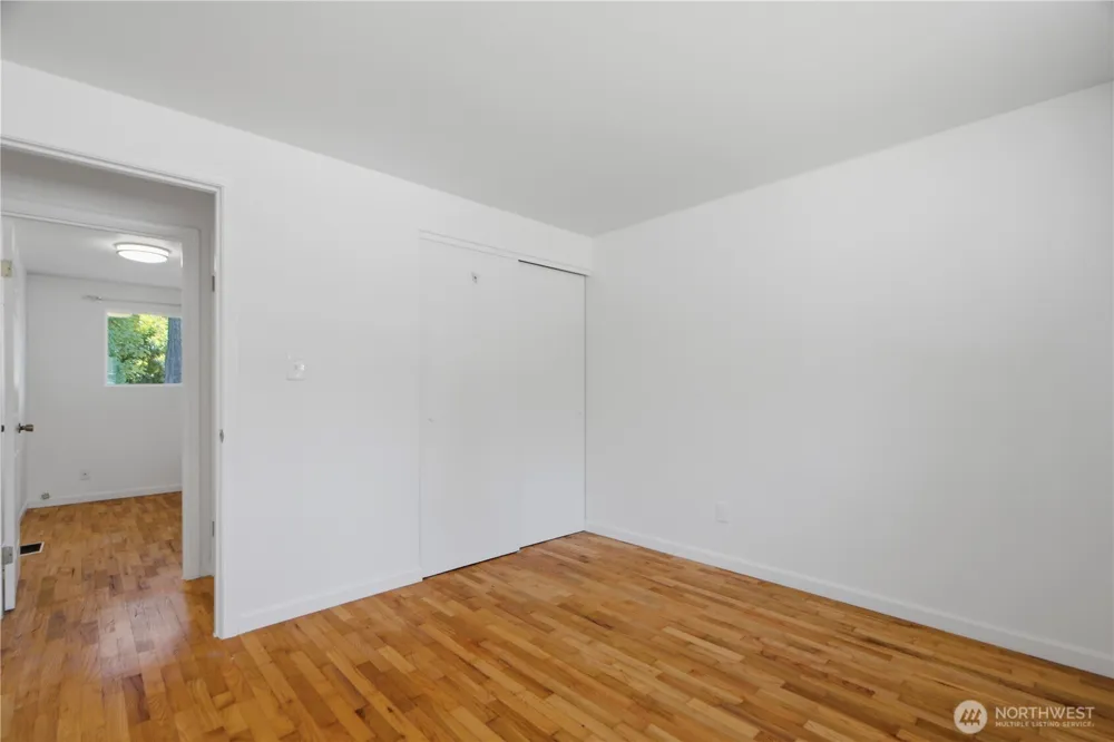 1344 NE 164th Place Bellevue, WA 98008