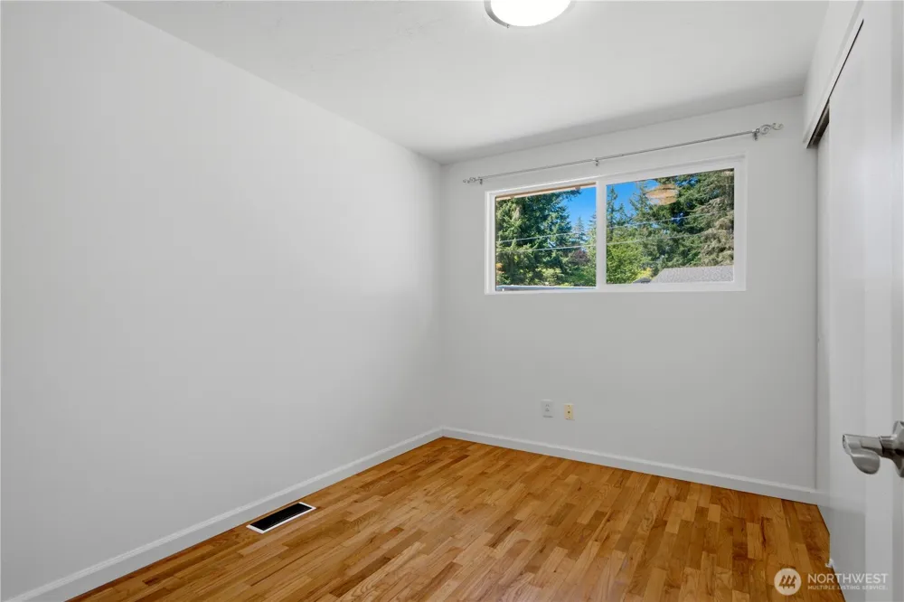 1344 NE 164th Place Bellevue, WA 98008
