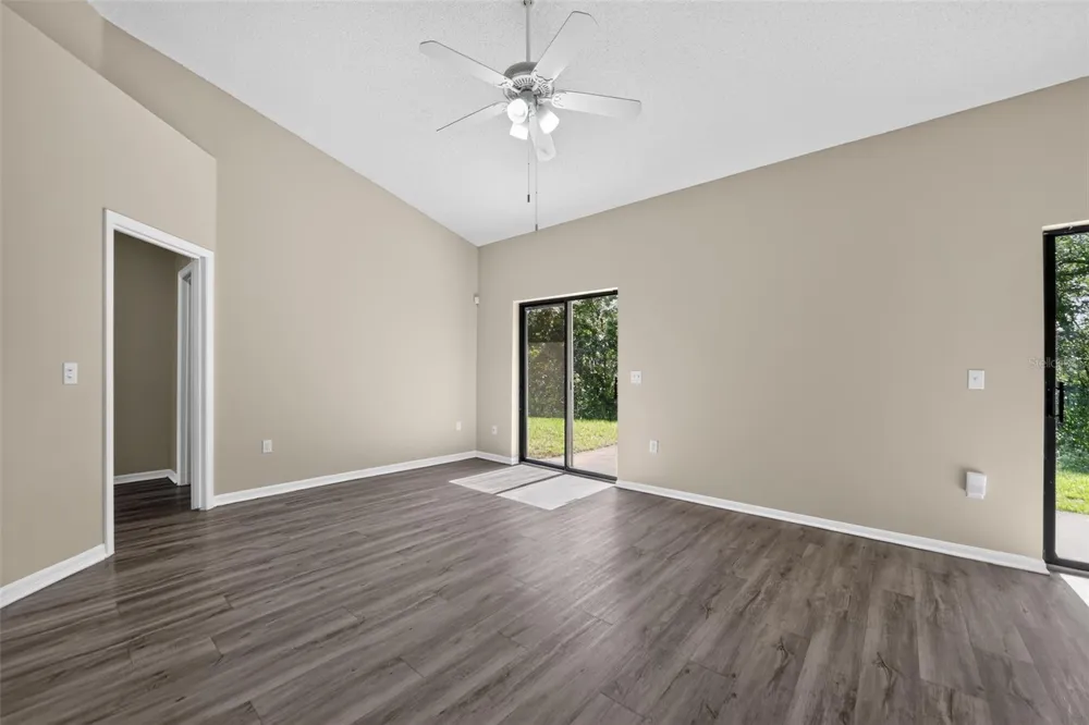 6348 SLEEPY HOLLOW DRIVE Orlando, FL 32810