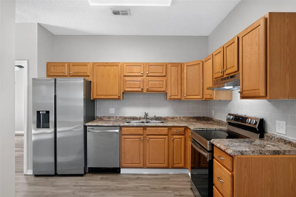 6348 SLEEPY HOLLOW DRIVE Orlando, FL 32810