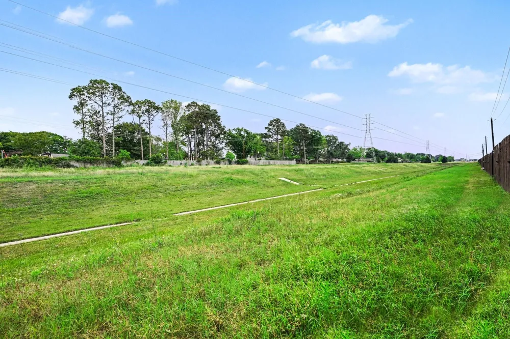 7339 Hinsdale Drive Pasadena, TX 77505