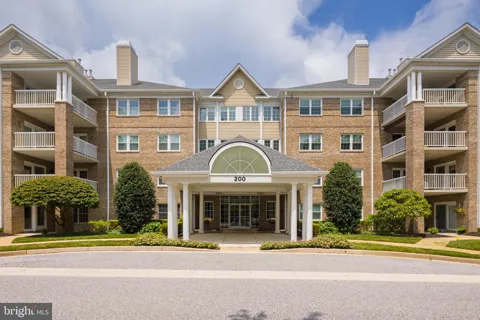 200 BELMONT FOREST COURT #101
