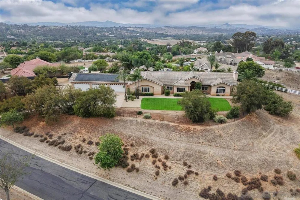 31264 North Star Valley Center, CA 92082
