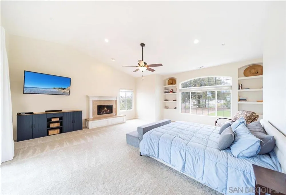 31264 North Star Valley Center, CA 92082