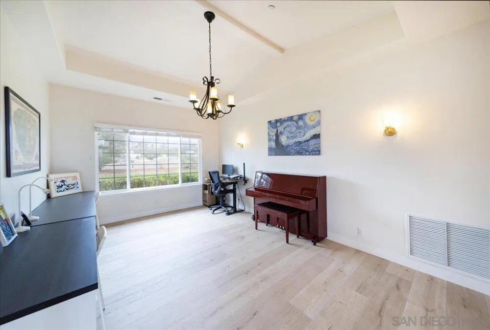 31264 North Star Valley Center, CA 92082
