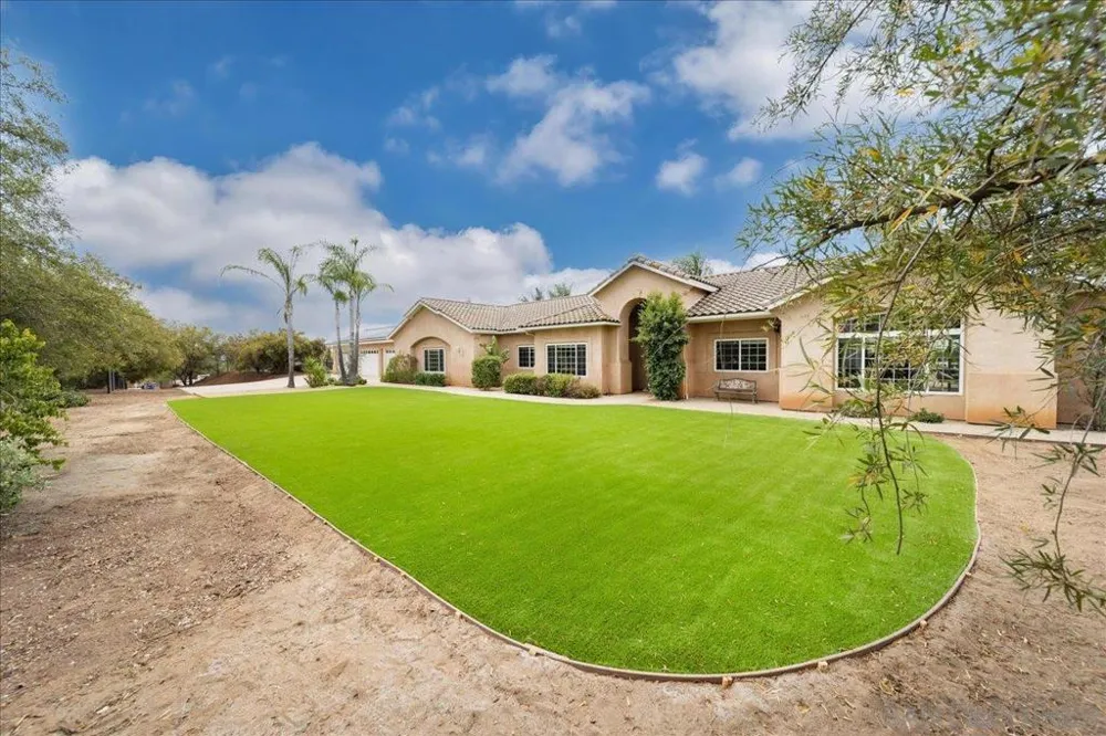 31264 North Star Valley Center, CA 92082