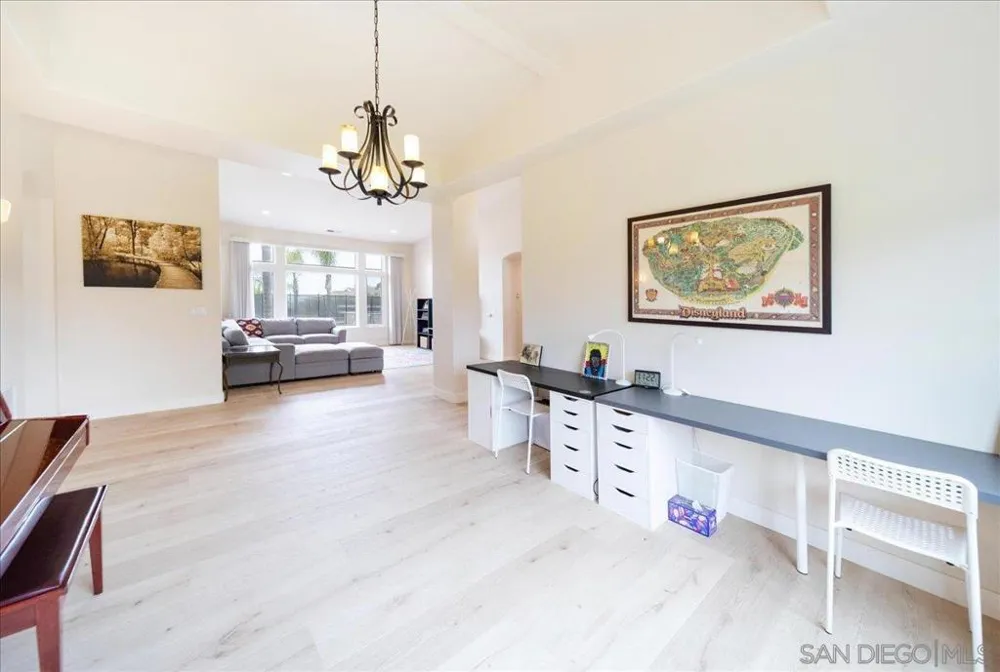 31264 North Star Valley Center, CA 92082
