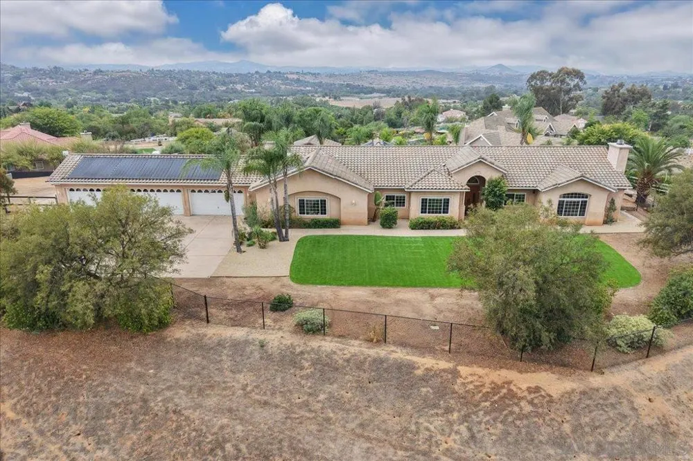 31264 North Star Valley Center, CA 92082