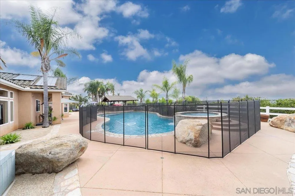 31264 North Star Valley Center, CA 92082