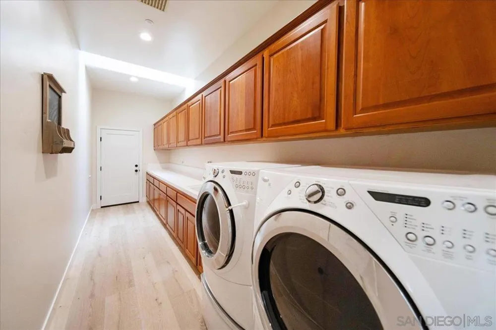31264 North Star Valley Center, CA 92082