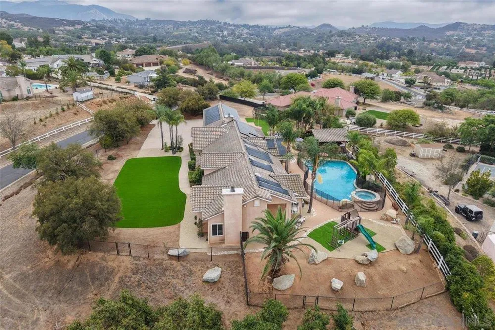 31264 North Star Valley Center, CA 92082