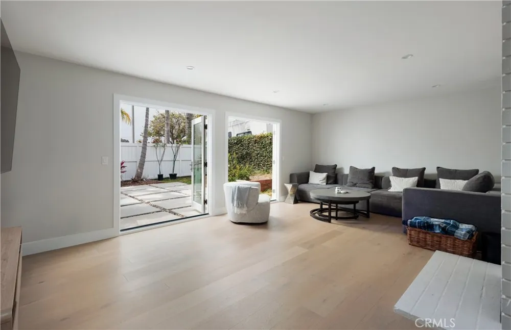 1582 Ponderosa Street Costa Mesa, CA 92626
