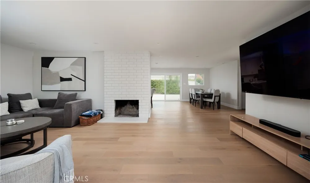 1582 Ponderosa Street Costa Mesa, CA 92626