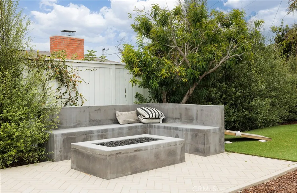1582 Ponderosa Street Costa Mesa, CA 92626