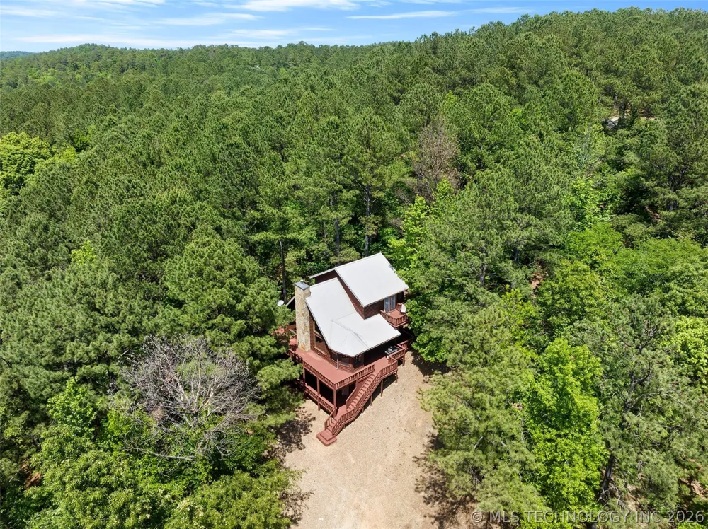 475 Southern Hills Circle Broken Bow, OK 74728
