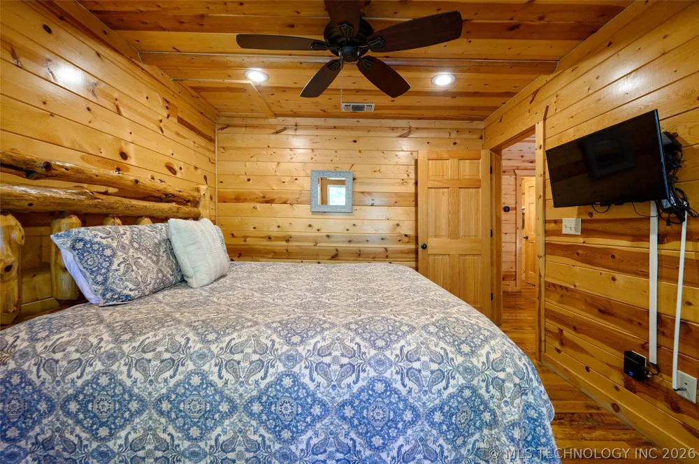 475 Southern Hills Circle Broken Bow, OK 74728