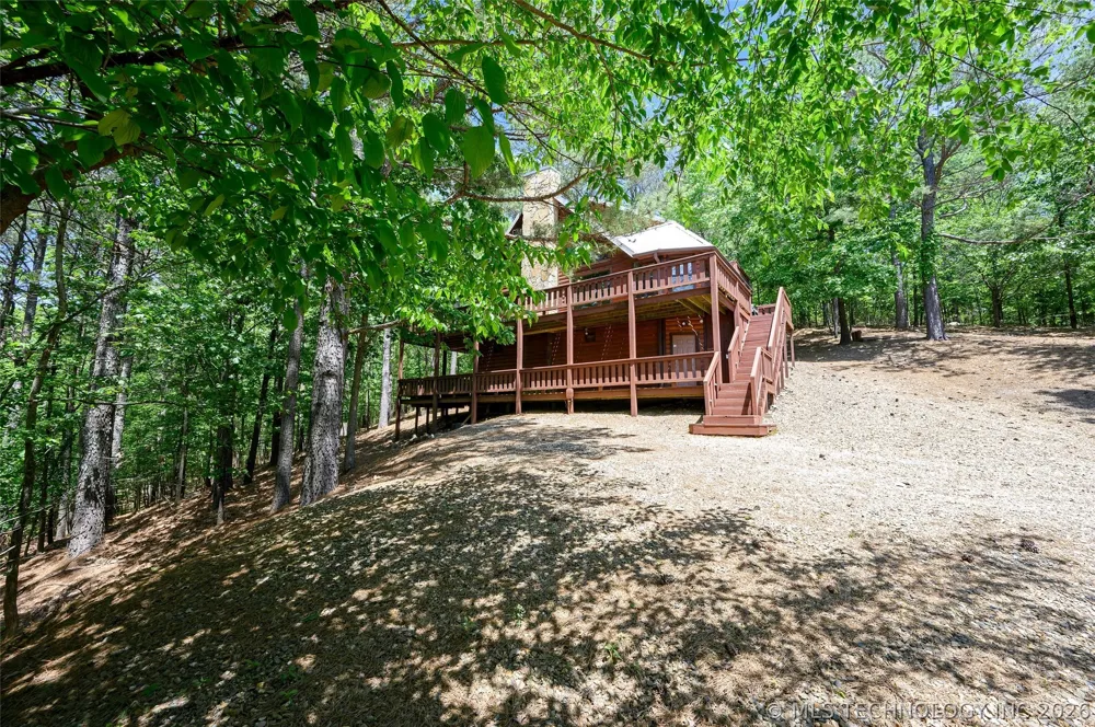 475 Southern Hills Circle Broken Bow, OK 74728