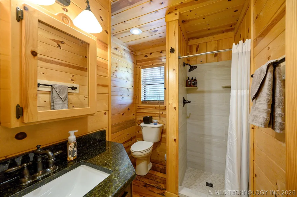 475 Southern Hills Circle Broken Bow, OK 74728