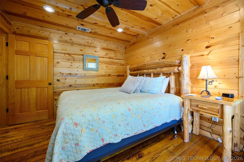 475 Southern Hills Circle Broken Bow, OK 74728